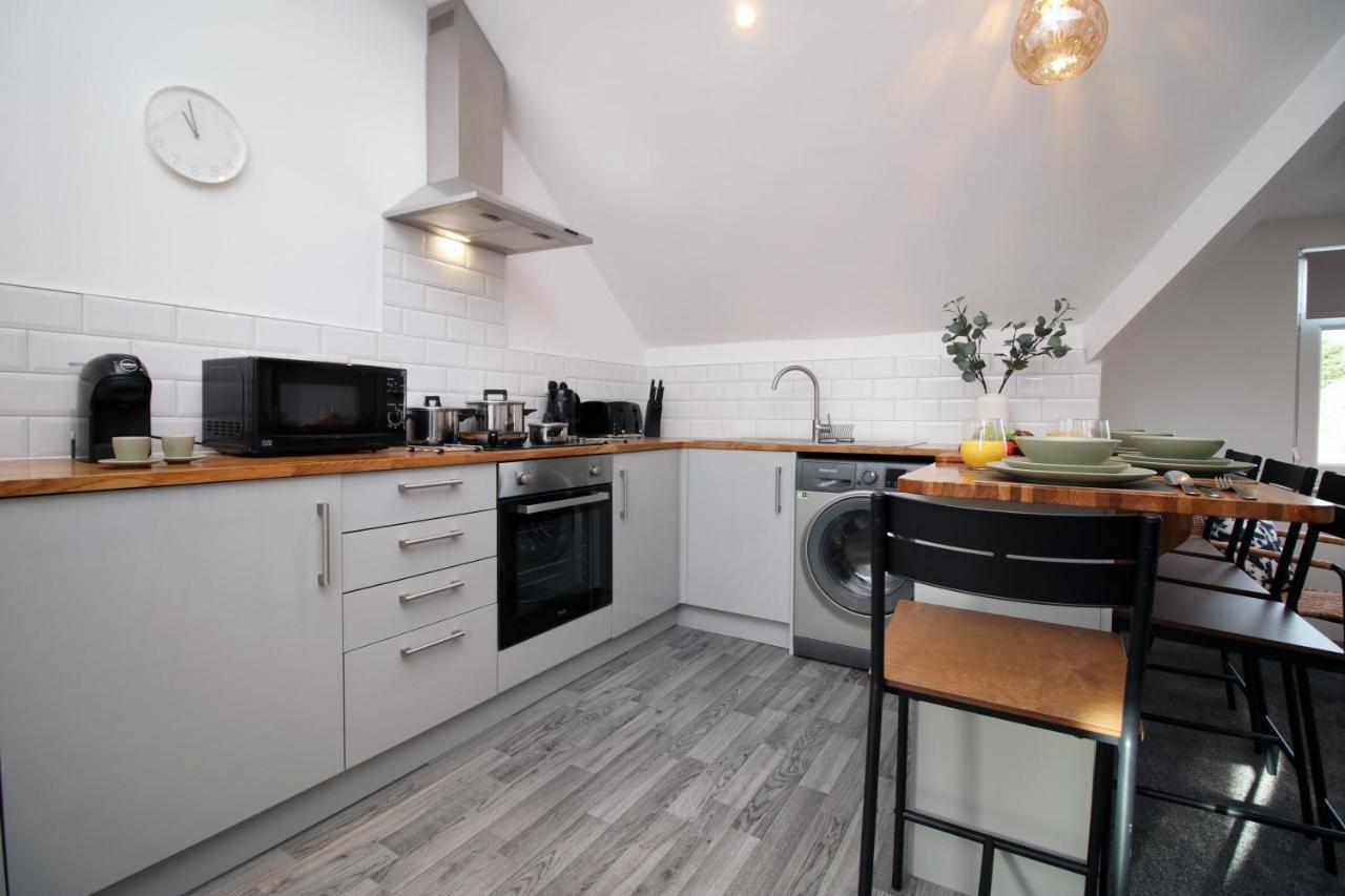 No 49 City Apartments, Perfect For Business And Leisure Stays, 10 Min Drive Into City Centre, Easy Access To Local Transport, 1Br And 2Br Available, Free Parking Cardiff Exteriér fotografie