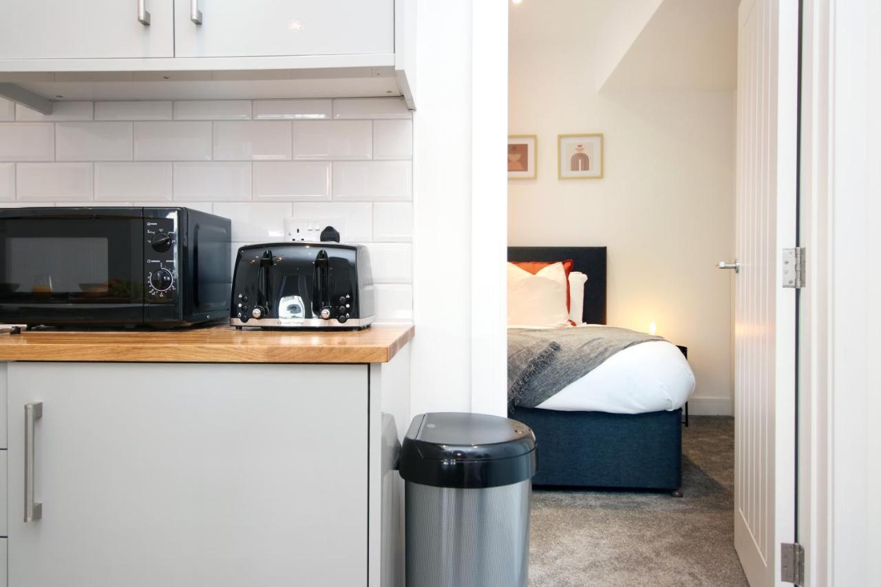 No 49 City Apartments, Perfect For Business And Leisure Stays, 10 Min Drive Into City Centre, Easy Access To Local Transport, 1Br And 2Br Available, Free Parking Cardiff Exteriér fotografie