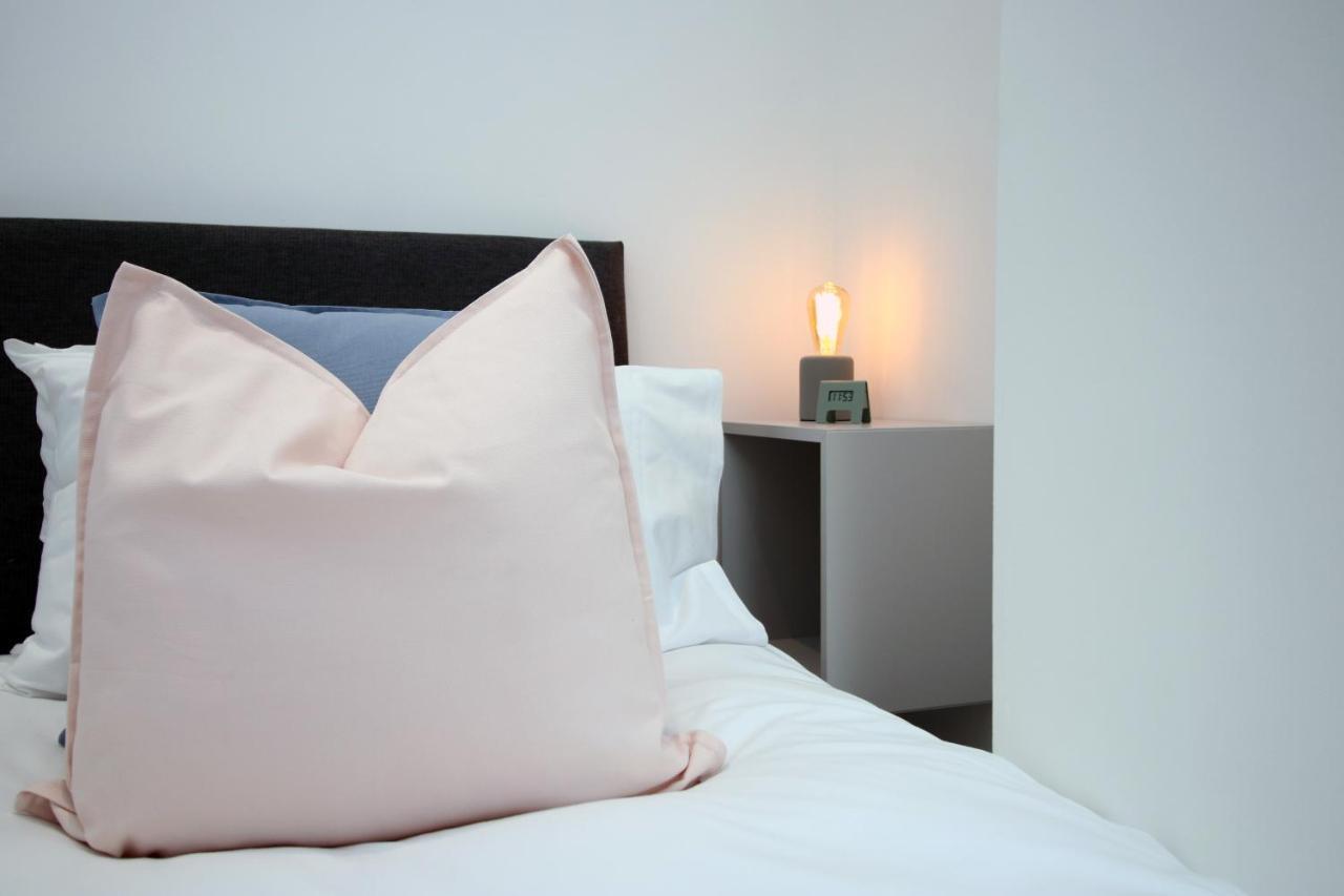 No 49 City Apartments, Perfect For Business And Leisure Stays, 10 Min Drive Into City Centre, Easy Access To Local Transport, 1Br And 2Br Available, Free Parking Cardiff Exteriér fotografie