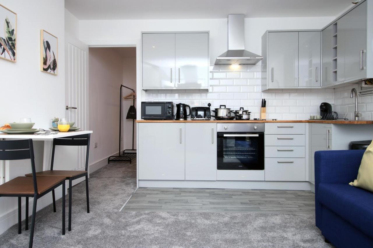 No 49 City Apartments, Perfect For Business And Leisure Stays, 10 Min Drive Into City Centre, Easy Access To Local Transport, 1Br And 2Br Available, Free Parking Cardiff Exteriér fotografie
