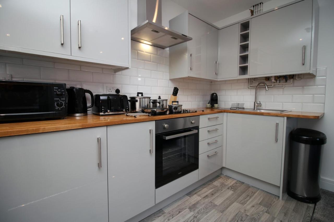 No 49 City Apartments, Perfect For Business And Leisure Stays, 10 Min Drive Into City Centre, Easy Access To Local Transport, 1Br And 2Br Available, Free Parking Cardiff Exteriér fotografie